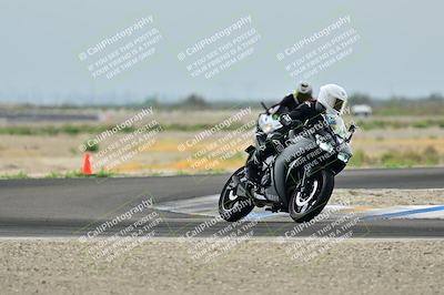 media/Apr-18-2025-TrackDaz (Fri) [[45f5874c44]]/C Group/Session 1 (Turn 7)/